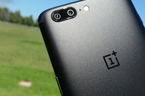 This popular smartphone accused of collecting private data from users