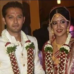 These popular actors get hitched!