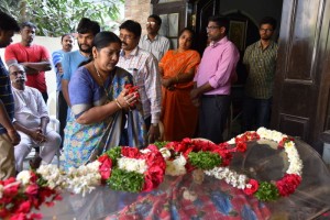 Celebrities Pay Tribute To Gundu Hanumantha Rao