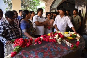 Celebrities Pay Tribute To Gundu Hanumantha Rao