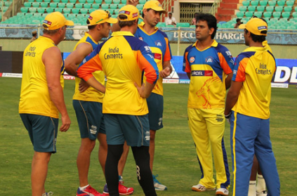 Over 10,000 fans watch CSK\'s practice match