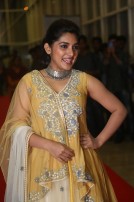 Niveda Thomas (aka) NivedaThomas