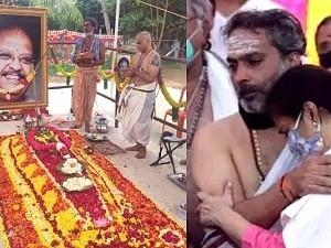 Late legendary singer SPB’s rituals performed; emotional son SP Charan shares pics