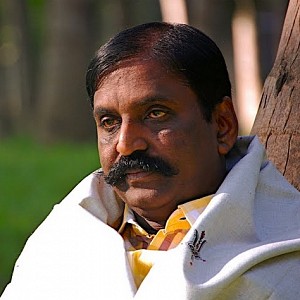 Breaking: High Court's word on Vairamuthu's Aandal controversy!