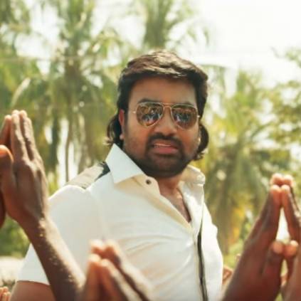 Mirchi Shiva takes a dig at Vijay and Ajith movie scenes Mirchi Shiva takes a dig at Vijay and Ajith movie scenes