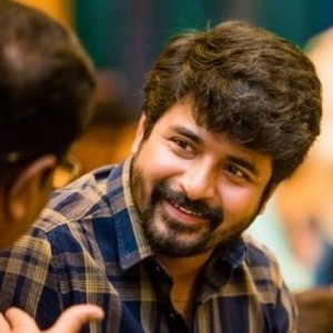 Sivakarthikeyan vows to take care of educational expenses of student who wants to become a doctor Sivakarthikeyan vows to take care of educational expenses of student who wants to become a doctor