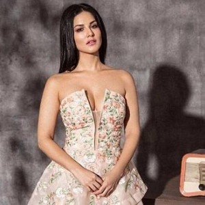 Sunny Leone clarifies latest rumours about her film Helen