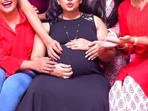 Popular Vijay TV serial actress’ surprise baby-shower pics go viral! Check out who all graced the event!