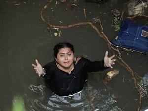 What? Namitha fell into a well? People panic!!!
